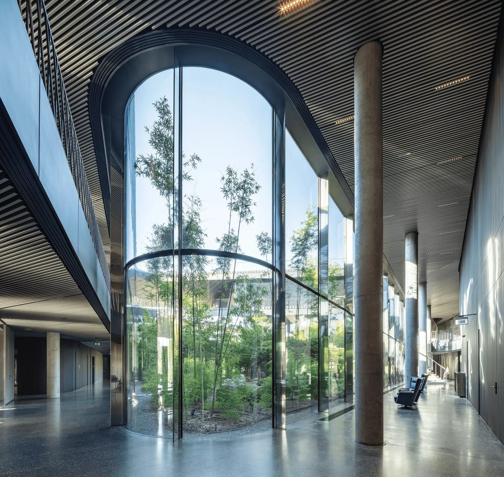 Siedziba Press Glass